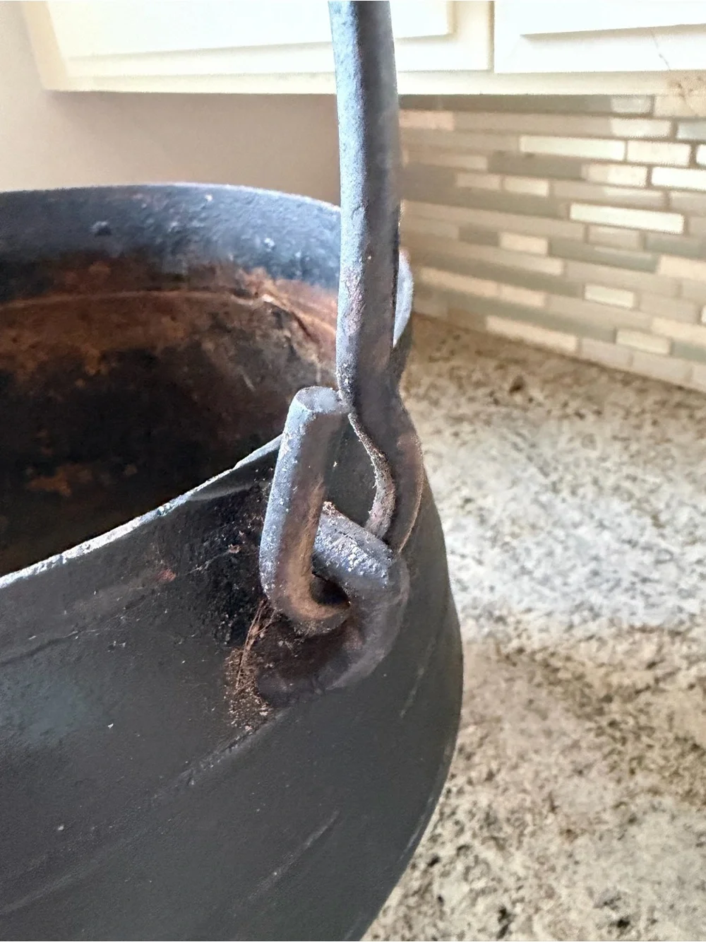 Swain Black Cast Iron Pot Cauldron large forged in England